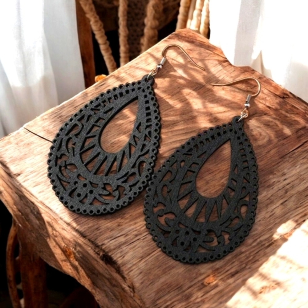 NEW Women's Boho Chic Wooden‎ Fashion Earrings Black